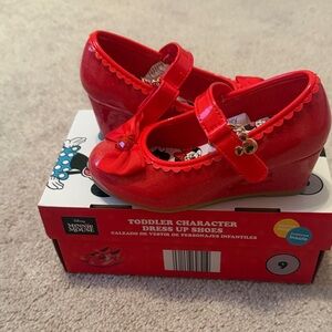 Disney Minnie Mouse Sparkly Red Dress Shoes